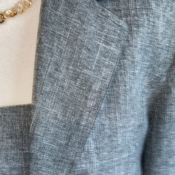 Elegant Gray Longline Jacket and Pants Ensemble * see photos to estimate size* - Picture 7 of 16